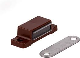 Inchizator magnetic plasa de tantari maro